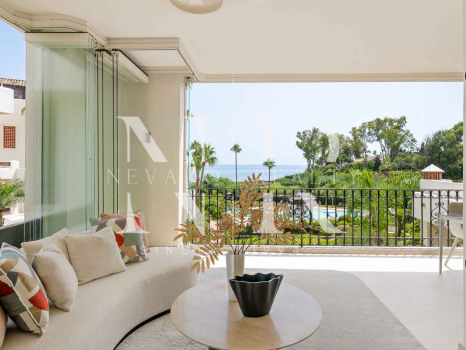 Appartement à vendre dans le complexe résidentiel Bahía del Velerín, en première ligne de plage