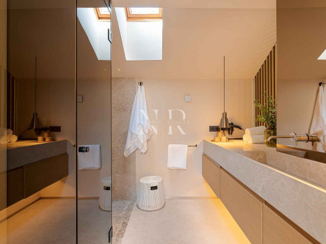 Ático en Urbanización Lomas del Rey completamente reformado en venta