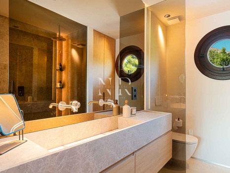 Ático en Urbanización Lomas del Rey completamente reformado en venta