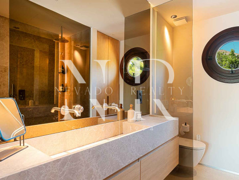 Ático en Urbanización Lomas del Rey completamente reformado en venta