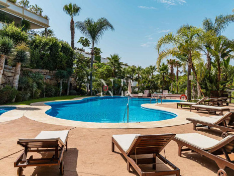 Ático en Urbanización Lomas del Rey completamente reformado en venta