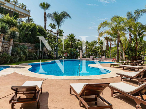 Ático en Urbanización Lomas del Rey completamente reformado en venta