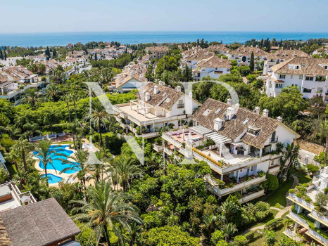 Ático en Urbanización Lomas del Rey completamente reformado en venta
