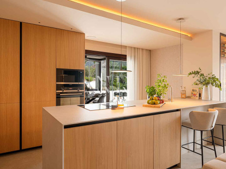 Ático en Urbanización Lomas del Rey completamente reformado en venta