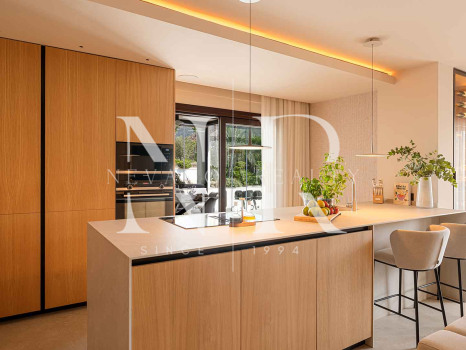 Ático en Urbanización Lomas del Rey completamente reformado en venta