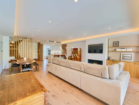 Semi-detached villa for sale in Oasis de Nagüeles with a private pool