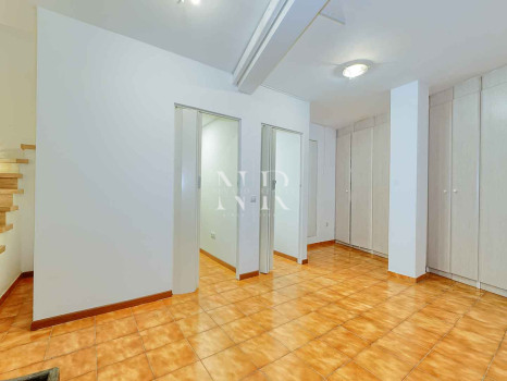 Semi-detached villa for sale in Oasis de Nagüeles with a private pool