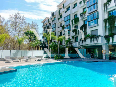 Appartement d’angle à Jardines del Príncipe à louer pour une longue durée.