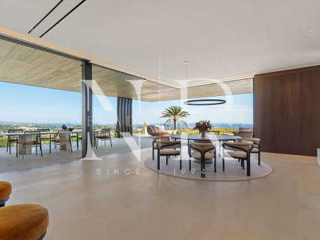 Villa en Urbanización El Herrojo Alto con vistas panorámicas al mar en venta