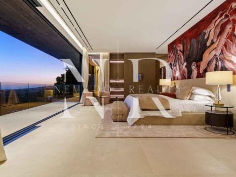Villa en Urbanización El Herrojo Alto con vistas panorámicas al mar en venta