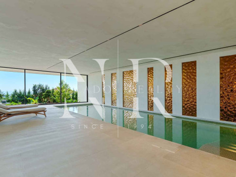 Villa en Urbanización El Herrojo Alto con vistas panorámicas al mar en venta