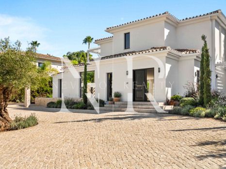 Villa en Las Brisas Golf en primera línea de golf en venta