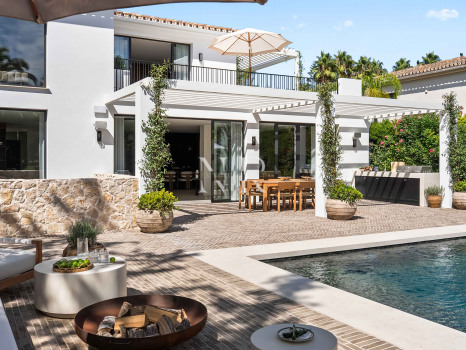 Villa en Las Brisas Golf en primera línea de golf en venta
