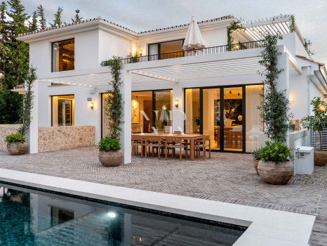 Villa en Las Brisas Golf en primera línea de golf en venta