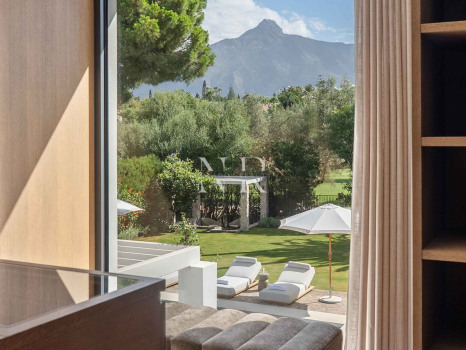 Villa en Las Brisas Golf en primera línea de golf en venta