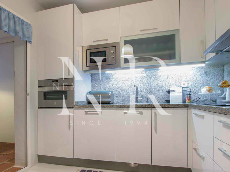 Apartamento en Urbanización Jardines de las Lomas de Marbella Club en venta