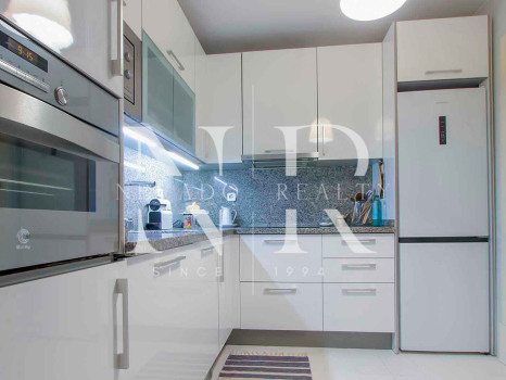 Apartamento en Urbanización Jardines de las Lomas de Marbella Club en venta