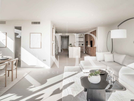 Appartement entièrement rénové à vendre dans le complexe Palacetes Les Belvederes