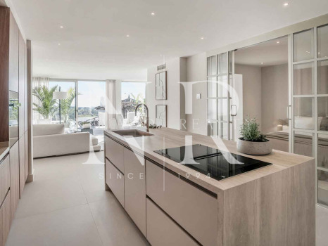 Appartement entièrement rénové à vendre dans le complexe Palacetes Les Belvederes
