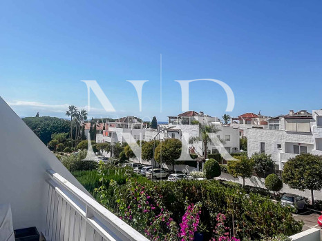 Maison mitoyenne à vendre dans le lotissement Jardines de Marbería