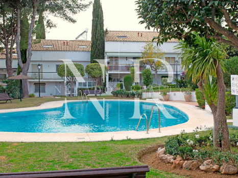 Maison mitoyenne à vendre dans le lotissement Jardines de Marbería