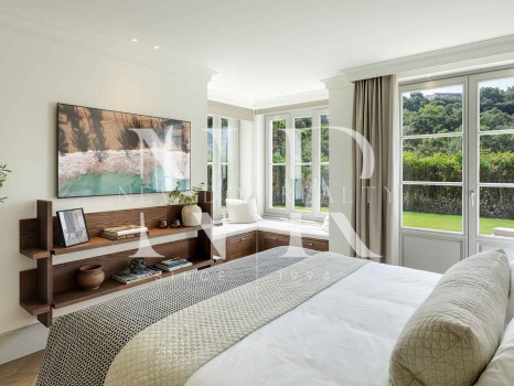 Villa en Urbanización La Zagaleta completamente renovada en venta