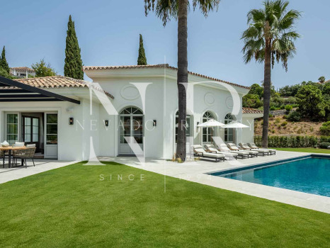 Villa en Urbanización La Zagaleta completamente renovada en venta