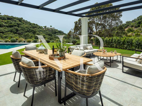 Villa en Urbanización La Zagaleta completamente renovada en venta