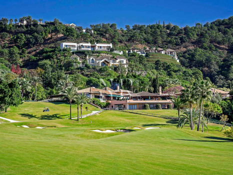 Villa en Urbanización La Zagaleta completamente renovada en venta