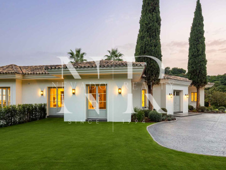 Villa en Urbanización La Zagaleta completamente renovada en venta
