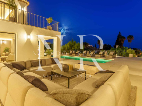 Villa entièrement rénovée à vendre à Rocío de Nagüeles