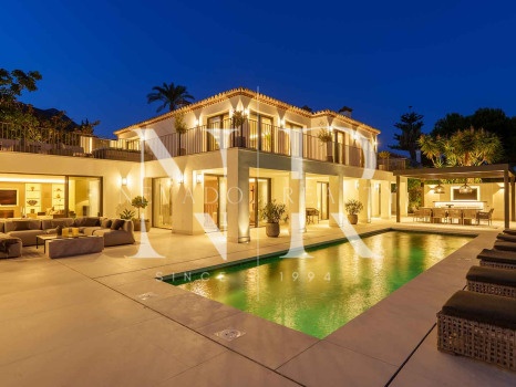 Villa entièrement rénovée à vendre à Rocío de Nagüeles