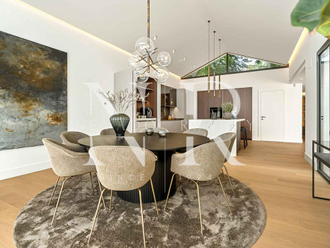 Villa entièrement rénovée à vendre à Rocío de Nagüeles