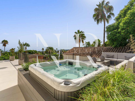 Villa entièrement rénovée à vendre à Rocío de Nagüeles