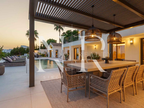 Villa entièrement rénovée à vendre à Rocío de Nagüeles