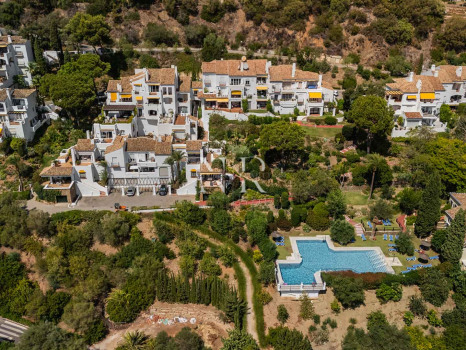 Appartement entièrement rénové à vendre dans le lotissement Los Almendros