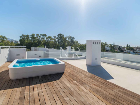 Villa en El Paraíso de diseño en venta