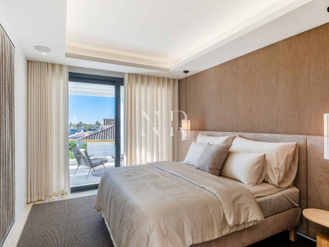 Villa en El Paraíso de diseño en venta