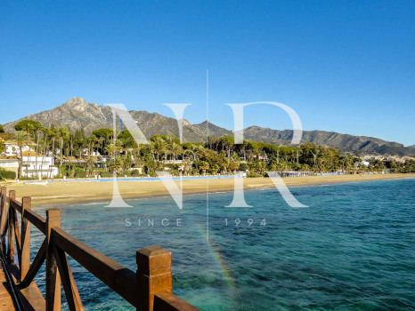 Plot in the Xarblanca residential area with panoramic sea views for sale