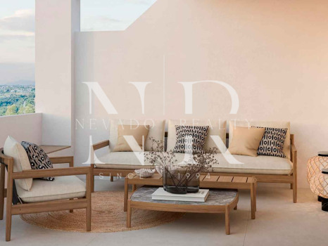 Adosada en Urbanización La Quinta Golf completamente renovada en venta