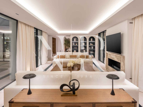 Villa en Nueva Andalucía de diseño contemporáneo en venta