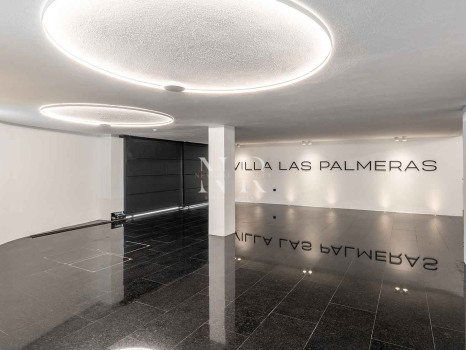 Villa en Nueva Andalucía de diseño contemporáneo en venta