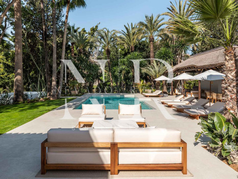 Villa en Nueva Andalucía de diseño contemporáneo en venta