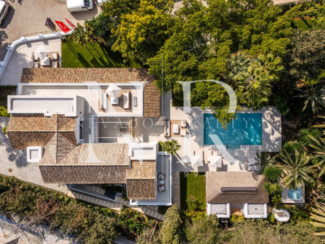Villa en Nueva Andalucía de diseño contemporáneo en venta