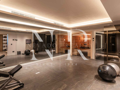 Villa en Nueva Andalucía de diseño contemporáneo en venta