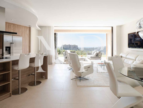 Appartement à vendre dans le lotissement Real de la Quinta avec vue panoramique sur la mer