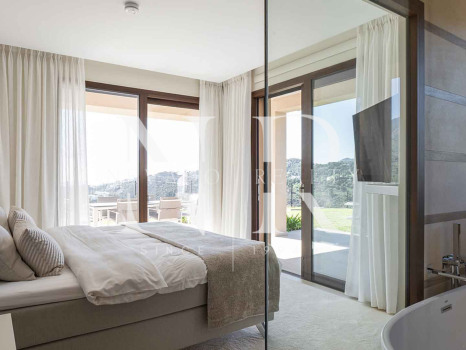 Appartement à vendre dans le lotissement Real de la Quinta avec vue panoramique sur la mer