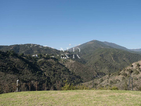 Apartment in the Real de la Quinta residential complex with panoramic sea views for sale