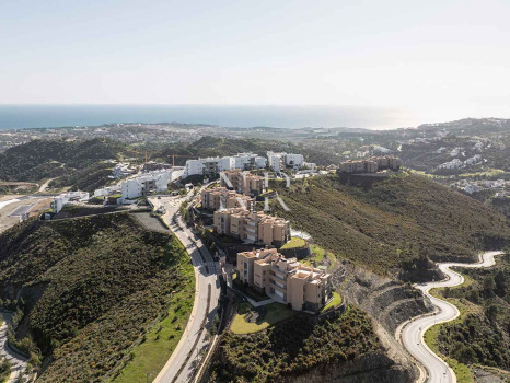 Apartment in the Real de la Quinta residential complex with panoramic sea views for sale