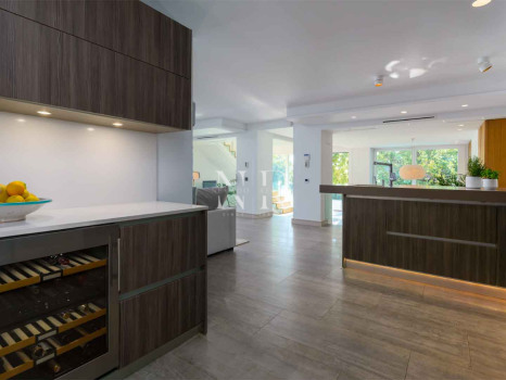 Villa in Nueva Andalucía for sale